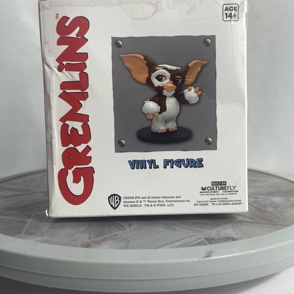CultureFly Gremlins Gizmo Vinyl Figure Collectible Toy in Box – Warner Bros. - Picture 3 of 4
